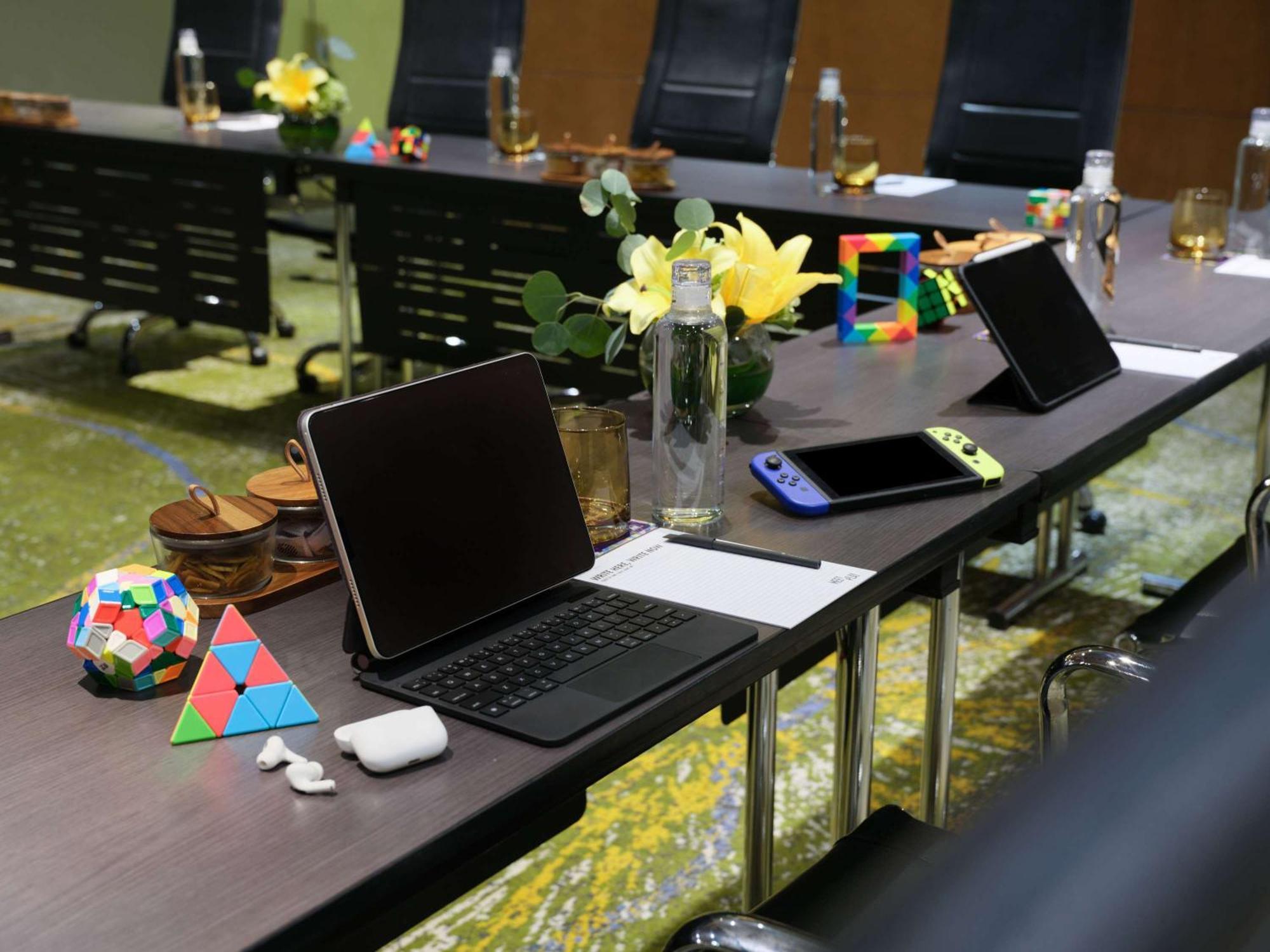 Pullman Jakarta Central Park Zewnętrze zdjęcie The 2019 World Puzzle Championship