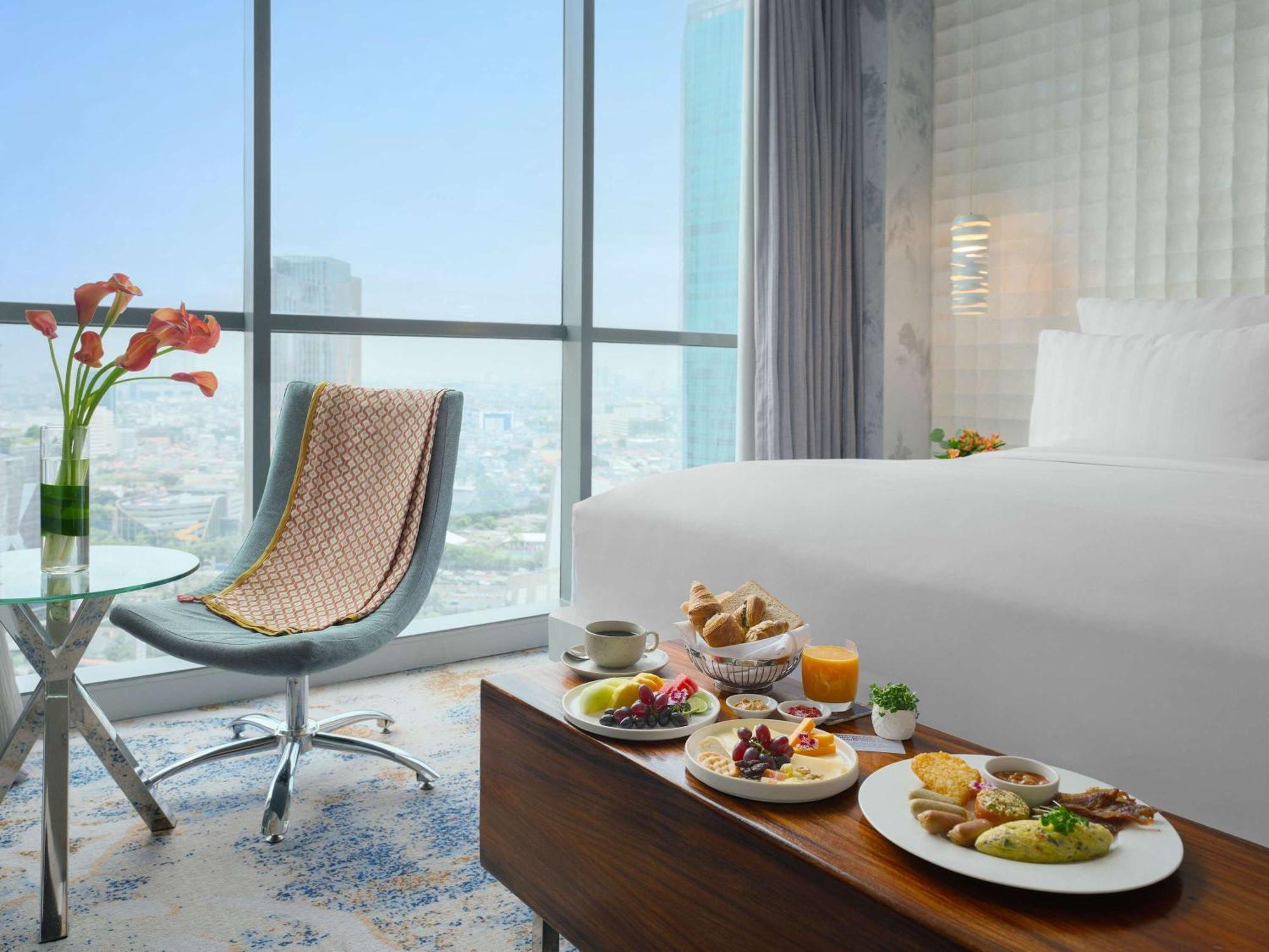 Pullman Jakarta Central Park Zewnętrze zdjęcie A suite at the hotel